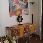 2 Pieces Faubourg Saint Germain 7 Appartement