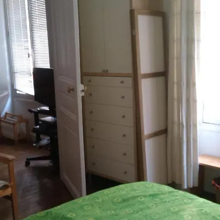 2 Pieces Faubourg Saint Germain 7 * Paris