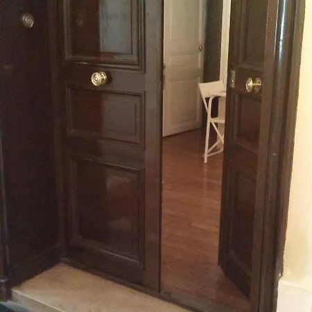 Apartment 2 Pieces Faubourg Saint Germain 7 *