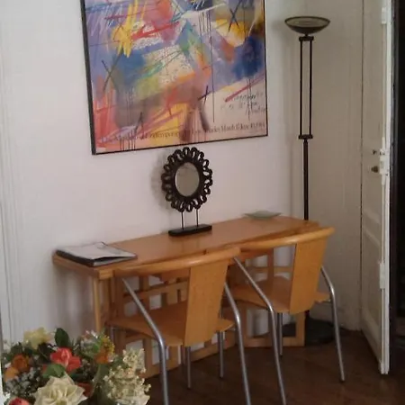 2 Pieces Faubourg Saint Germain 7 Appartement