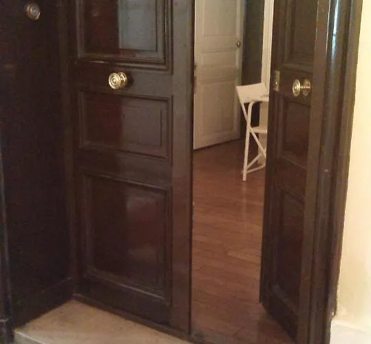 Apartment 2 Pieces Faubourg Saint Germain 7 *