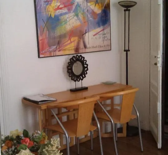 2 Pieces Faubourg Saint Germain 7 Appartement